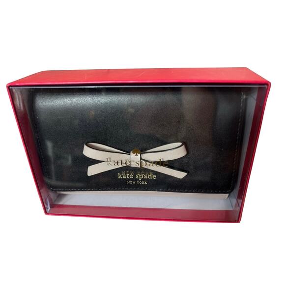 Kate Spade Sawyer Wallet - Picture 5 of 8